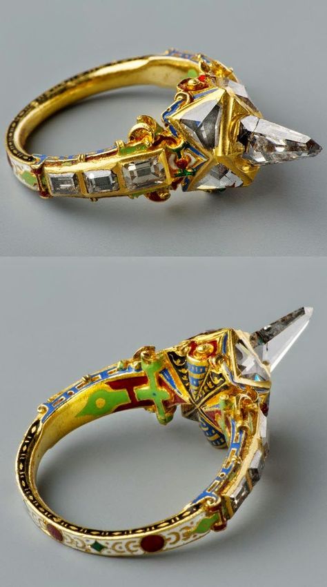 Jewelry Designer Blog. Jewelry by Natalia Khon: Jewellery masterpieces. Antique ring, 16th century Unicorn Ring, Southern Germany, Ancient Jewellery, Ruby Rings, Historical Jewellery, Medieval Jewelry, Ancient Jewelry, Enamel Ring, Antique Jewellery