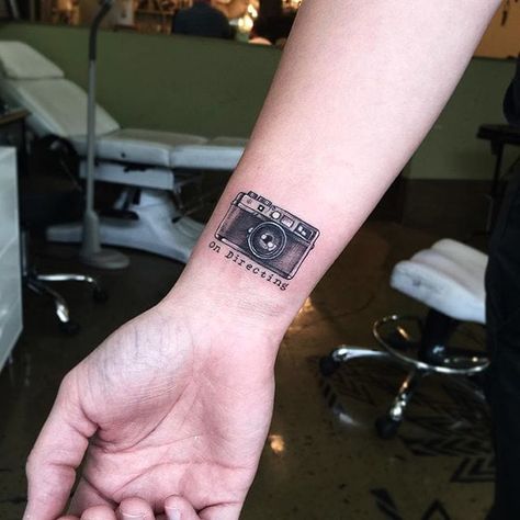 Vintage Camera Tattoos, Camera Tattoo Design, Photographer Tattoo, Small Wave Tattoo, Camera Tattoos, Hipster Tattoo, Photography Tattoo, Camera Tattoo, Forearm Tattoo Design