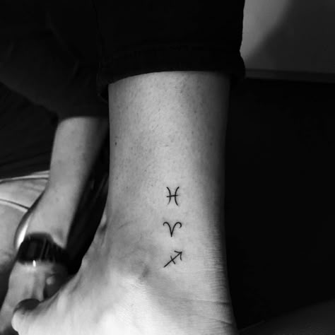 Aries Tattoo Minimalist, Zodiac Sign Symbols, Aries Symbol Tattoos, Aries Zodiac Symbol, Community Tattoo, Side Wrist Tattoos, Aries Symbol, International Tattoo, Sagittarius Tattoo