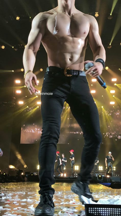 Wonho Abs, 남성 근육, Handsome Asian Men, Monsta X Wonho, Korean Men, Kpop Guys, Asian Boys, Good Looking Men, Asian Men