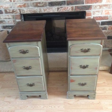 Refurbished Coffee Tables, Refinished Nightstand, Upcycle Desk, Shabby Chic Nightstand, Modern Floating Shelves, Matching Nightstands, Diy Nightstand, Old Desks, Bedside Table Storage