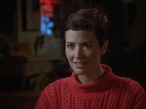 Damn. just as I start growing out my hair again I start watching Northern Exposure and now I want Maggie's pixie again. Janine Turner, Story Pics, Haircut Inspo, Northern Exposure, Buzz Cuts, Really Short Hair, Super Short Hair, Slow Dance, Best Albums