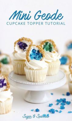 Learn how to create these stunning mini geodes for topping cupcake using Wilton Candy Melts + Sweet Tooth Fairy Rock Candies and sprinkles! Made in partnership with JOANN | Sugar & Sparrow | #handmadewithjoann #ad #geodecupcakes #ediblegeodes #geodetutorial #geodes #geodecake #cupcakedecorating #minicupcakes #cupcakeideas #cakedecorating #cupcaketoppers #DIYcupcaketoppers #DIY Geode Cupcakes, Geode Party, Easy Cupcakes Decoration, Beautiful Cake Pictures, Crystal Cupcakes, Wilton Candy Melts, Cupcake Tutorial, Geode Cake, Crystal Cake