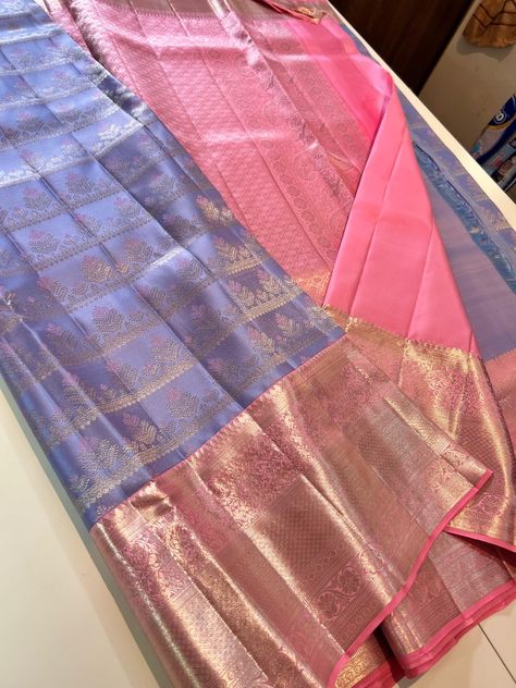 Pestal Colour Sarees, Double Colour Saree, Benaras Sarees, Red Sarees, Baby Pink Saree, Saree Outfit, Saree Color Combinations, Maggam Designs, South Indian Bride Saree