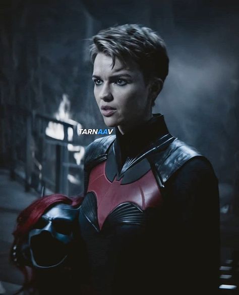 Batwoman Costume, Bat Woman, Maggie Sawyer, Kate Kane, Arrow Black Canary, Supergirl 2015, Riverdale Cole Sprouse, Lena Luthor, Superman Lois