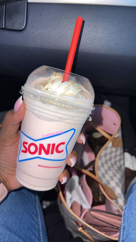 Sonic Sonic Drink Aesthetic, Sonic Drinks At Home, Healthy Sonic Drinks, Secret Sonic Drinks, Sonic Shakes, Sonic Drink Orders, Mcdonalds Caramel Frappe, Sonic Menu, Sonic Drinks