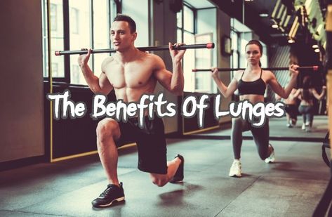 The top list of the benefits of lunges exercise, and how they can improve your legs performance and size. #benefits #lunges #exercise #bodybuilding #muscle #flexibility Proper Lunge Form, What Are Lunges, What Are Lunges Exercises, Lunges Benefits, Courtesy Lunge Benefits, Lunge Workout, Lunge Variations, Athlete Nutrition, Muscle Building Tips