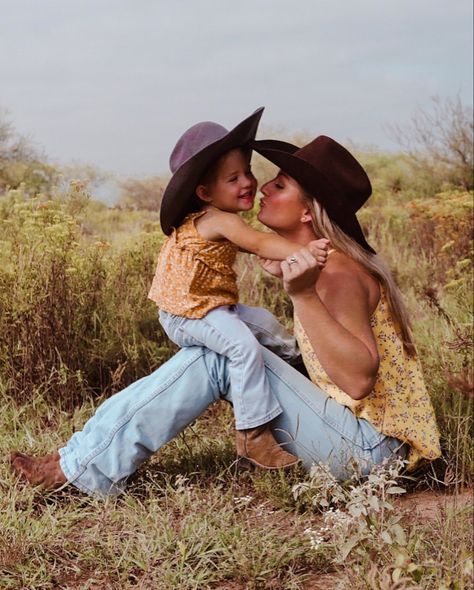 Western Sibling Pictures, Mother Son Western Photos, Country Lifestyle Aesthetic Family, Western Mom And Son Photos, Baby Cowgirl Photoshoot, Country Mom And Daughter, Mommy And Me Western Photoshoot, Country Photoshoot Ideas Family, Cute Country Family Photos