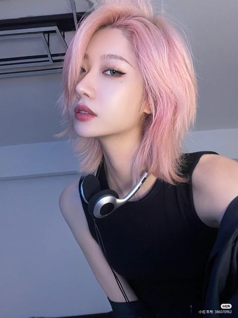 Kpop Hair Color, Blue And Pink Hair, Kpop Hair, Skis, Me Time, Pink Hair, Hair Tutorial, Dyed Hair, Hair Inspo