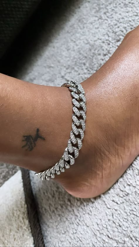 Abstract Art Tattoo, Diamond Anklet, Dope Tattoos For Women, Ankle Jewelry, Ankle Chain, Style Steal, Big Diamond, Dope Tattoos, Jewelry Outfit