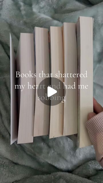 Jojo💞 on Instagram: "Which ones have you read? #bookstagram #books #ilovebooks #bookworms #athousandboykisses #ifellinlovewithhope #girlinpieces #hopeless #remindersofhim #colleenhoover #coho #cohobooks #colleenhooverbooks" Colleen Hoover Books, Colleen Hoover, I Love Books, Book Worms, Instagram Profile, Reading, Books, On Instagram, Instagram