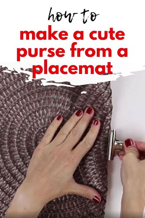 Placemat Purses How To Make, Placemat Bags Diy, Placemat Purse Diy, Placemat Crafts, Placemat Purse, Purse Diy, How To Make Purses, Diy Fashion Accessories, Plate Mat