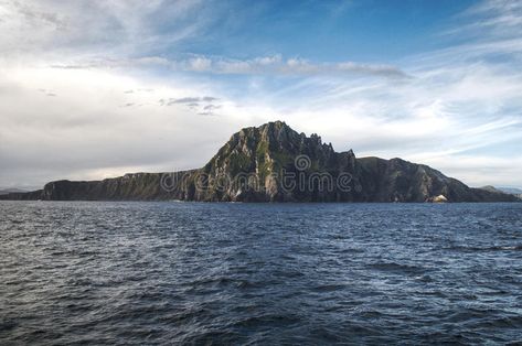 Cape Horn, Chile. Cape Horn is the southernmost point of South America, dividing , #Aff, #southernmost, #point, #Chile, #Cape, #Horn #ad Chile South America, Copperas Cove Texas, Kaniehtiio Horn, Cape Horn Estate, Cape Horn Chile, Atlantic Ocean, Virtual Tour, Dream Destinations, South America