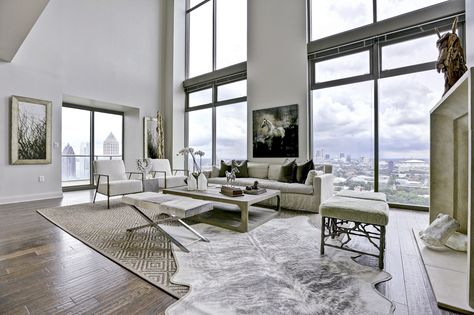 Luxury real estate in Atlanta GA United States - Contemporary Midtown Penthouse with the Best Views in Midtown! - JamesEdition Penthouse View Night, Atlanta Penthouse, Penthouse Exterior, Penthouse View, Open Living Area, Luxury Penthouse, Sport Court, Bachelor Pad, Future Apartment