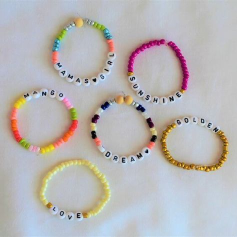 Letter Bracelet Beads, Diy Alphabet Letters, Bracelets Crafts, Beaded Name Bracelet, Library Crafts, Letter Bead Bracelets, Pony Bead Bracelets, Bracelets Making, Braided Bracelet Diy