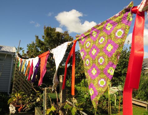 Backyard Bunting, Garden Bunting Ideas, Backyard Festival, Garden Sewing, Bush Doof, Scarecrow Garden, Outdoor Bunting, Rosemary Flower, Backyard Vacation