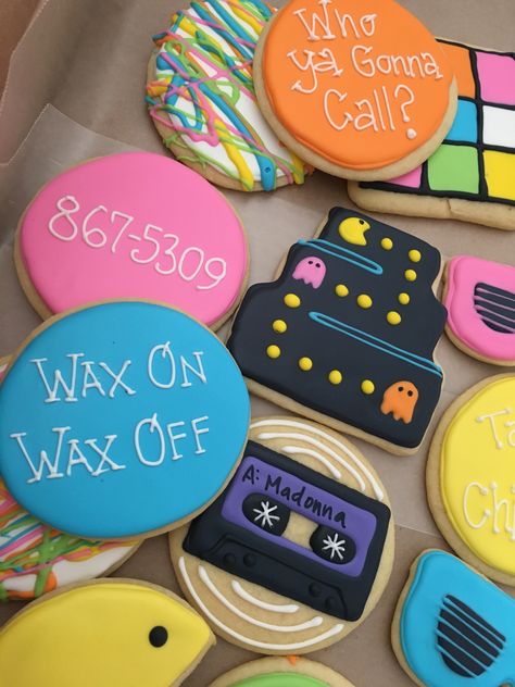 80s Theme Cookies Decorated, Decades Party, Plaque Cookies, Word Bubble, Man Cookies, Pig Roast, Iced Sugar Cookies, 80s Party, Cookie Time