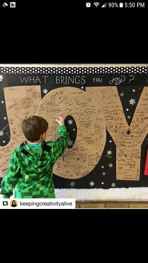 Here's a great idea for a bulletin board...What brings you Joy? Christmas Bulletin Boards For Office, Christmas School Display Boards, Winter Teacher Bulletin Board Ideas, Lobby Bulletin Board Ideas, School Wall Board Ideas, Holiday Bulliten Board Ideas, Counselor Christmas Bulletin Board, Interactive Holiday Bulletin Boards, Winter Wall Display Classroom