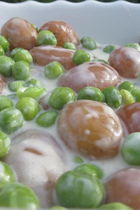 Creamed Peas and New Potatoes | "This recipe was a perfect rendition of the old time dish my grandma used to make me growing up on the farm." #sidedishrecipes #sides #dinnersidedish #sidedishes #sidedishideas #potatoes #potatorecipes #potatosidedish Peas And New Potatoes, Potatoes And Peas Recipe, Creamed Peas And Potatoes, Potato Recipes Crockpot, Potatoes And Peas, Yummy Vegetable Recipes, Fresh Peas, Creamed Peas, Spring Peas