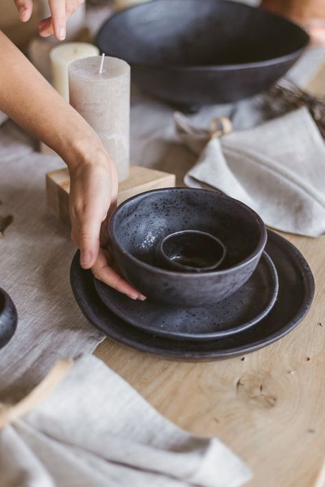 Black Dinnerware Set, Black Ceramics, Ceramic Dish Set, Serving Bowls Ceramic, Ceramic Dinner Set, Ceramic Cutlery, Black Dinnerware, Black Pottery, Modern Tableware