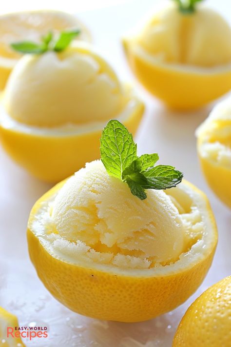 Tartufo Recipe, Lemon Sorbet Recipe, Authentic Italian Desserts, Authentic Italian Recipes, Italian Snacks, Sorbet Is, Light Dessert, Sorbet Recipe, Lime Sorbet