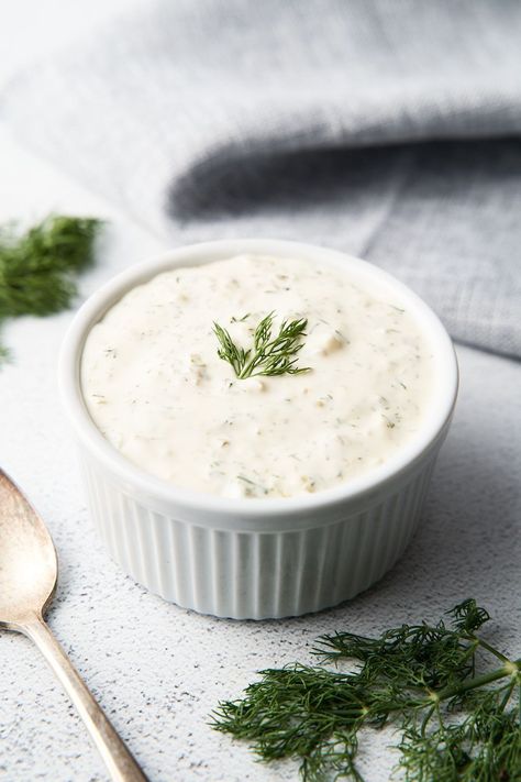 This vegan tartar sauce recipe features egg-free mayo, pickles, capers, and fresh dill. Ready in 5 minutes or less, it's creamy, tangy, and zesty. Serve it with beer-battered vegan fish fillets, sandwiches, and more! #vegantartarsauce #tartarsauce #fishandchips Vegan Tartar Sauce, Vegan Fish And Chips, Tartar Sauce Recipe, Vegan Breakfast Casserole, Eating Pasta, Mustard Pickles, Lemon Tahini Dressing, Vegan Ranch, Creamy Garlic Sauce