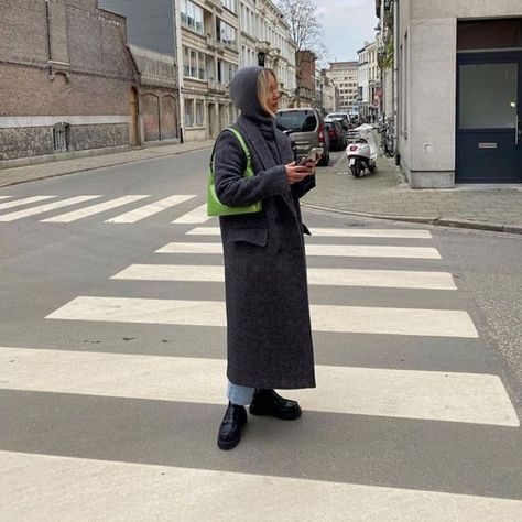 Vagabond Shoemakers on Instagram: “@sachaea in Antwerp, Belgium wearing her chunky Cosmo 2.0 loafers #vagabondshoemakers” Slippers Outfit, Vagabond Shoes, Antwerp Belgium, Sling Backpack, Loafer Shoes, Cosmos, Belgium, Fashion Inspo, Loafers