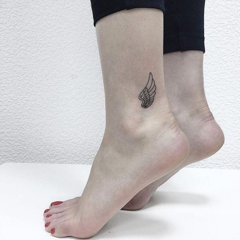 Hermes Tattoo, 6 Tattoo, Alas Tattoo, Think Tattoo, Small Wing, Small Tattoos With Meaning, Triangle Tattoos, Tasteful Tattoos, Wing Tattoo