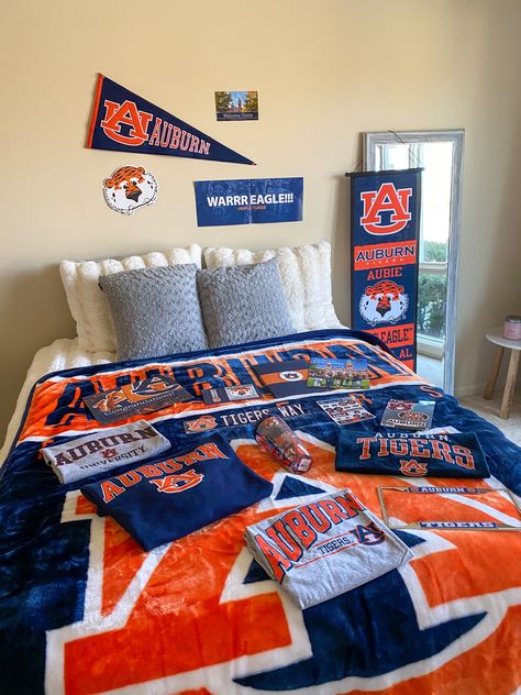 Auburn Tailgate Decorations, Auburn Volleyball, Auburn College Aesthetic, Auburn University Dorm, Auburn Dorm, Texas A&m Dorm Room, Auburn Village Dorm, Auburn Campus, College Bed