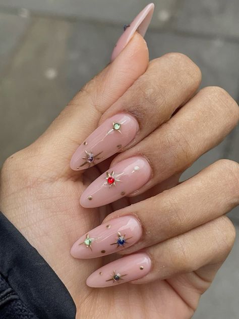 Moon And Sun Nail Designs, Pink Celestial Nails, Dark Celestial Nails, Solstice Nails, Astrology Nail Art, Astrology Nails, Zodiac Nails, Celestial Nails, Sun Nails