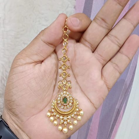 Mangtika Jewellery, Mangtika Jewellery Gold, Tikka Designs, Gold Earrings For Kids, Temple Jewellery Earrings, House Balcony, Neck Pieces Jewelry, Modern Gold Jewelry, Bridal Accessories Jewelry