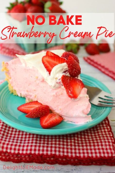 Strawberry Cream Pie Recipe, Golden Oreo Crust, Strawberries Cream Cheese, Baked Strawberry Pie, Strawberry Cream Pie, Strawberry Cream Pies, Strawberry Pie Recipe, Golden Oreo, Strawberry Pie Filling