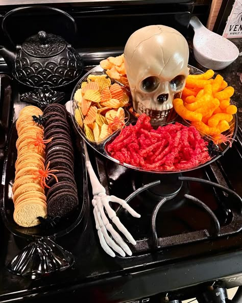 The Addams Family Themed Food, Two Spooky Birthday Food, Halloween Snacks Adult Party, Goth Party Snacks, Halloween 22nd Birthday Party, Goth Birthday Party Food, Two Spooky 2nd Birthday Party Food, Halloween Party Food Set Up, Boo Day Party Food