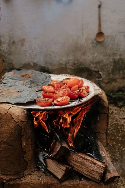 Desert Restaurant, Mexican Photography, Oaxaca Food, Ancestral Nutrition, Outdoor Meals, Food Shots, Mexican Coffee, Clay Cup, T Magazine