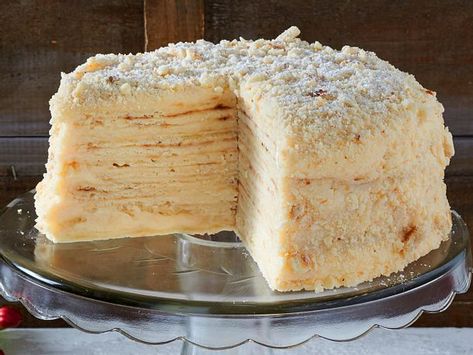 Napoleon Torte, Napoleon Pastry, Bulgarian Desserts, Raspberry Almond, No Cook Desserts, Round Cake Pans, Pastry Cake, Cake Flour, Food Cakes