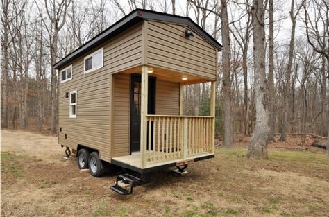 The Woodland Tiny House by Tiny House Building Company Tiny House 200 Sq Ft, Tiny House Building, Hunting Shack, Tiny House Living Room, Tiny House Towns, Relaxing Living Room, Tiny House Swoon, Hunting Cabin, Tiny House Listings