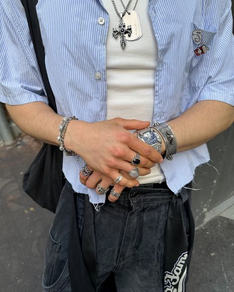 dont miss out on the details Men Wearing Jewelry Aesthetic, Street Wear Jewelry Men, Belt Aesthetic Outfit Men, Wallet Chain Outfit Men, Studded Belt Outfit Y2k Men, Enby Outfits, Man Belt, Belts Men, Dark Academia Outfit