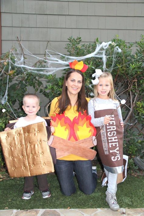 S'mores, Campfire, Hershey's chocolate bar Smores Costume For 3, Diy Hershey Bar Costume, Hershey Bar Costume, Campfire Costume, Chocolate Bar Costume, Diy Chocolate Bars, Halloween Costumes Diy, Teacher Costumes, Hershey Chocolate Bar