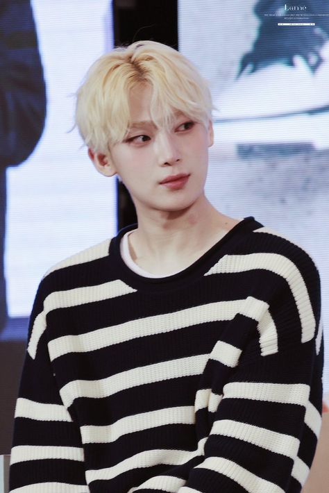 Sunoo Serious, Sunoo Ethereal, K Pop Male Idols, Blonde Sunoo, Sunoo Pics, Fox Boy, Kim Sunoo, Kim Sun, Pre Debut