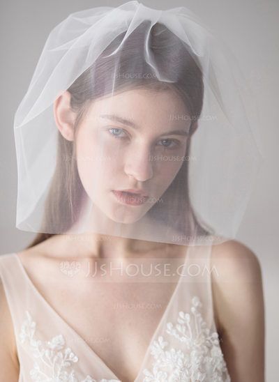 [US$ 7.00] One-tier Cut Edge Blusher Veils Wedding Veils Simple, Cheap Wedding Veil, Short Veils Bridal, Simple Wedding Veil, Ivory Bridal Veil, Wedding Veils Short, Veiled Woman, White Veil, Veil Length