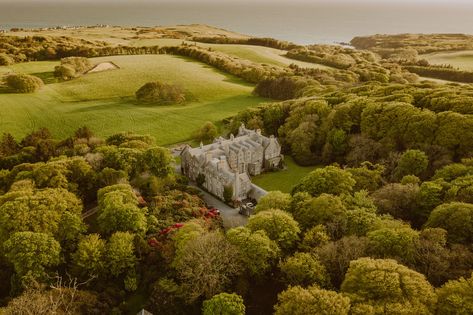 Stay In A Castle, Scottish Countryside, Castle Wedding Venue, Castles In Scotland, Scottish Castles, Fairytale Castle, Castle Wedding, Turquoise Water, Filming Locations