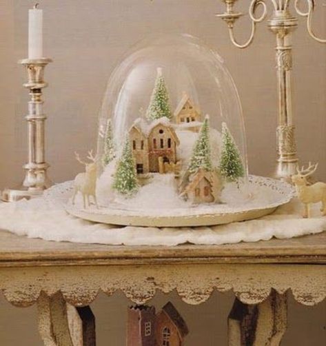 Cloche Decor, Christmas Villages, Noel Christmas, Glitter Christmas, Winter Crafts, Christmas Love, Snow Globe, Christmas Table Decorations, Christmas Joy