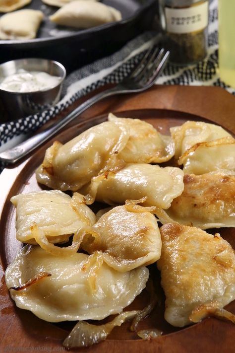 Authentic Polish Pierogi Recipe, Lazy Pierogi Recipe, Pierogies Homemade, Cheese Pierogi Recipe, Pierogies Recipe, Pierogi Dough, Pierogi Recipes, Polish Pierogi, Perogies Recipe