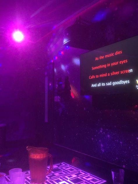 karaoke, karaoke night, nightlife, going out, hang out, night out, purple, purple aesthetic, karaoke aesthetic, night aesthetic Karaoke Date Aesthetic, Karoke Girls Night, Japanese Karaoke Aesthetic, Karaoke Room Aesthetic, Karaoke Night Aesthetic, Beef Aesthetic, Karaoke Date, Karaoke Background, Birthday Karaoke