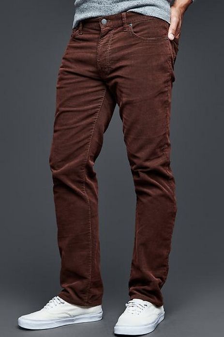 Men’s style | Trouser Styles Every Man Should Own | The Lost Gentleman Corduroy Pants Men, Cords Pants, Cool Bike Accessories, Khaki Pants Men, Gap Men, Weaving Process, Mens Dress Pants, Trouser Style, Men Fashion Casual Outfits