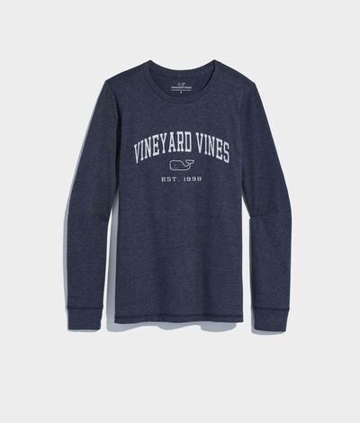 Crafted from a super-soft cotton blend, our Dunes Tees feature an extra-comfy fit and one-of-kind graphics. Vinyard Vines, Vineyard Vines Long Sleeve, Comfy Fits, Vineyard Vines, Vines, Cotton Blend, Tops & Tees, Top Outfits, T Shirts For Women