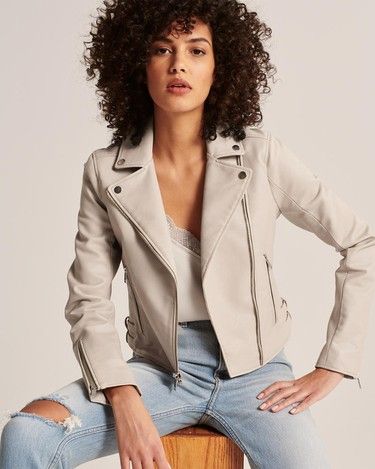 Eight Ways to Wear White Wide Leg Pants – Skirt The Rules | NYC Style Blogger Leather Moto Jacket Womens, Cream Leather Jacket, Beige Leather Jacket, Womens Moto Jacket, White Wide Leg Pants, Skort Dress, White Leather Jacket, Leather Jacket Outfits, Vegan Leather Jacket