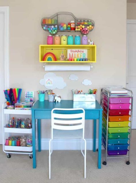 5 Creative Arts & Crafts Rooms For Kids Kids Art Area, Kids Art Space, Rainbow Room, Playroom Organization, Organized Mom, Desk Ideas, Kids Room Organization, Kids Room Art, Trendy Home