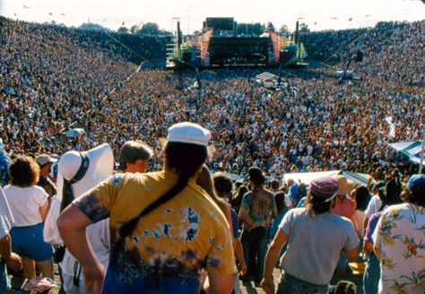 Grateful Dead concert Eugene, Oregon 1994 Grateful Dead Concert, Eugene Oregon, Grateful Dead, Dolores Park, Oregon, Concert