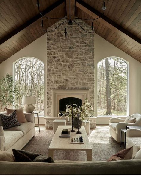 Vaulted Ceiling Living Room, Home Fireplace, Fireplace Design, Dream House Plans, Stone Fireplace, Farmhouse Living, Ranch House, House Inspo, Dream Home Design